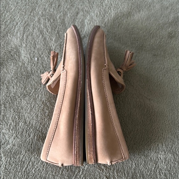 Sperry Women's Tan Loafers - Picture 4 of 4